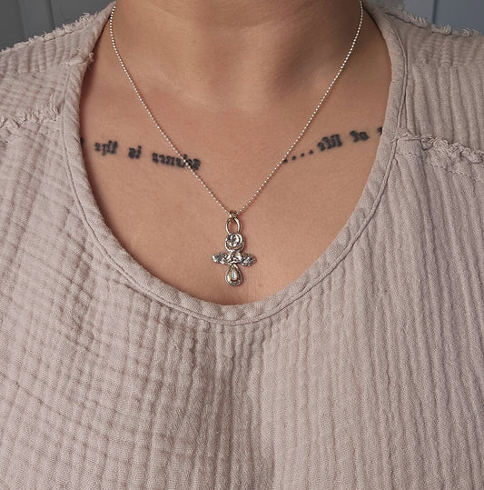 Wisdom of waves pendant